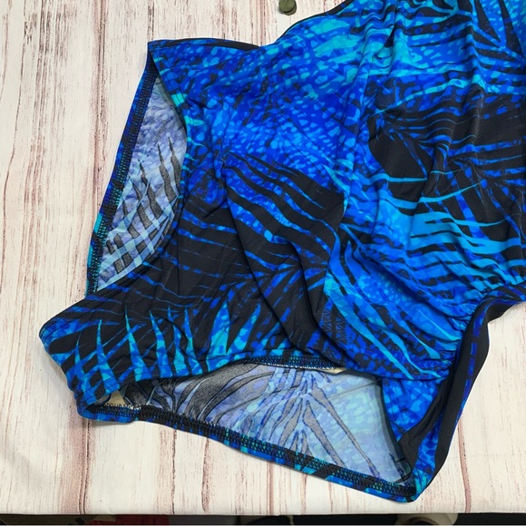 NWT MIRACLESUIT Shadowcat Siren One Piece Swimsuit - Picture 9 of 11